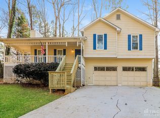 101 Peach Crossing Dr, Dallas, GA 30132