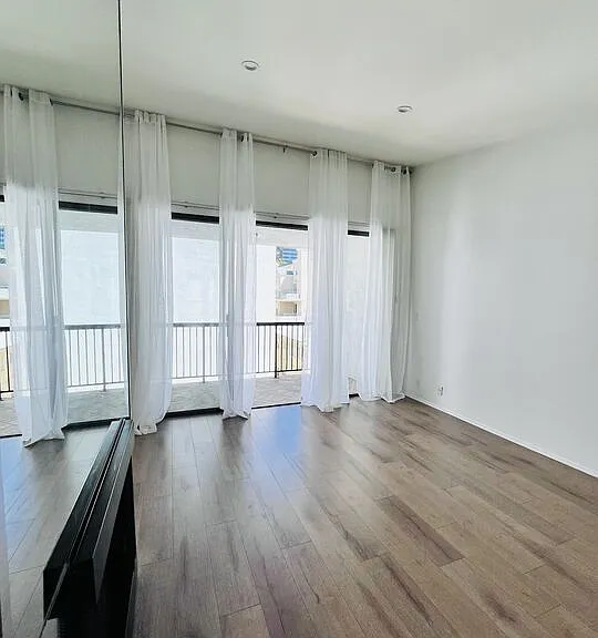 906 N Doheny Dr #512 — Photo 17