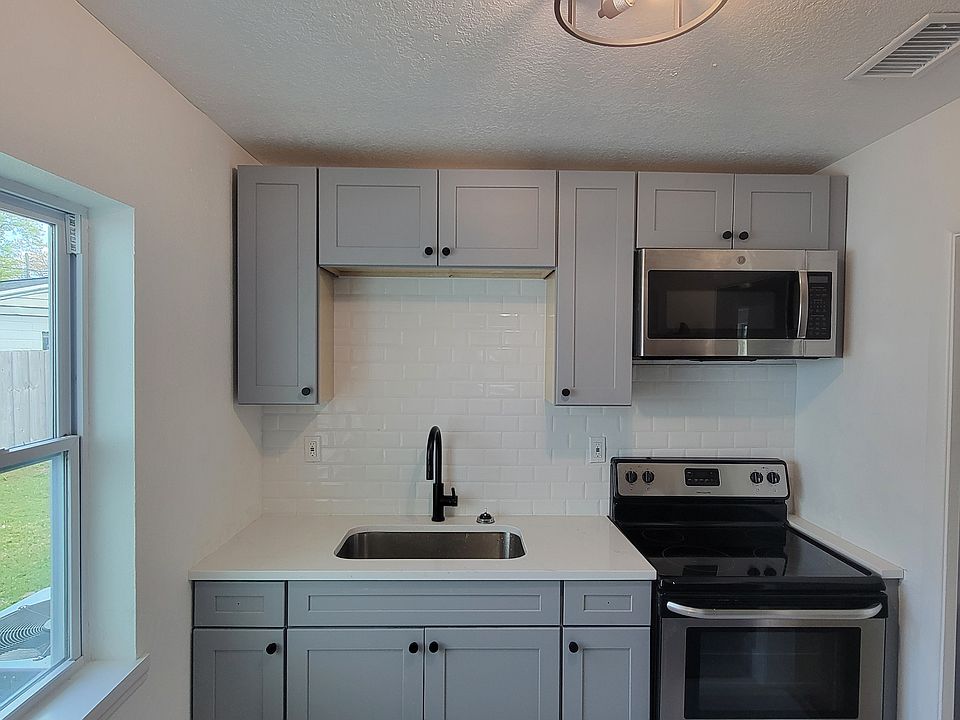 1st image of 1701 S Mellonville Ave