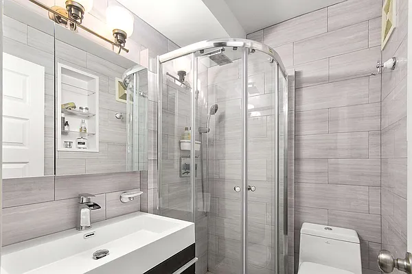 Rented by Vesta New York LLC | media 3