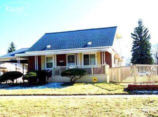 3702 Evergreen Pkwy, Flint, MI 48503