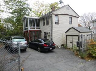 64 Norfolk St, Worcester, MA 01604