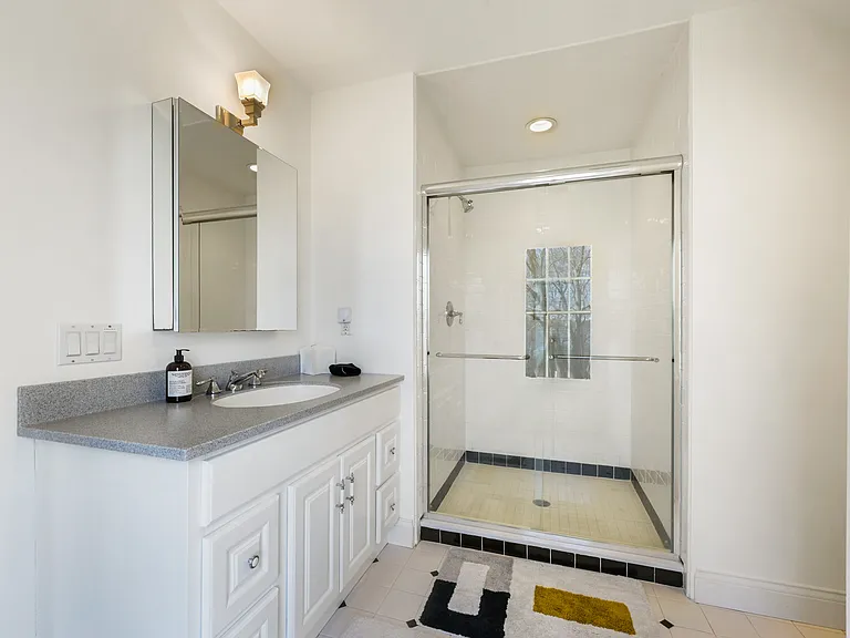 403 Head Of Pond Rd — Photo 37