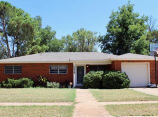 2219 S 5th St, Lamesa, TX 79331