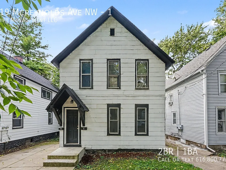 819 McReynolds Ave NW #1