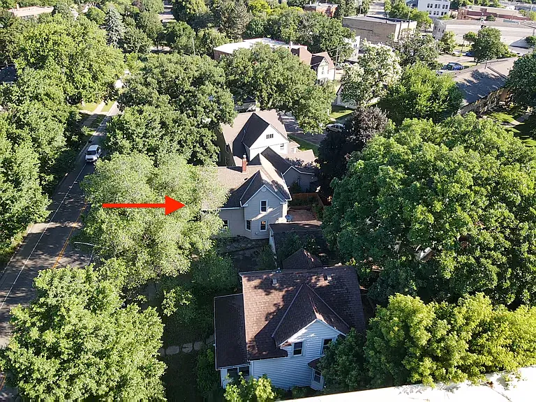 882 Raymond Ave — Photo 40