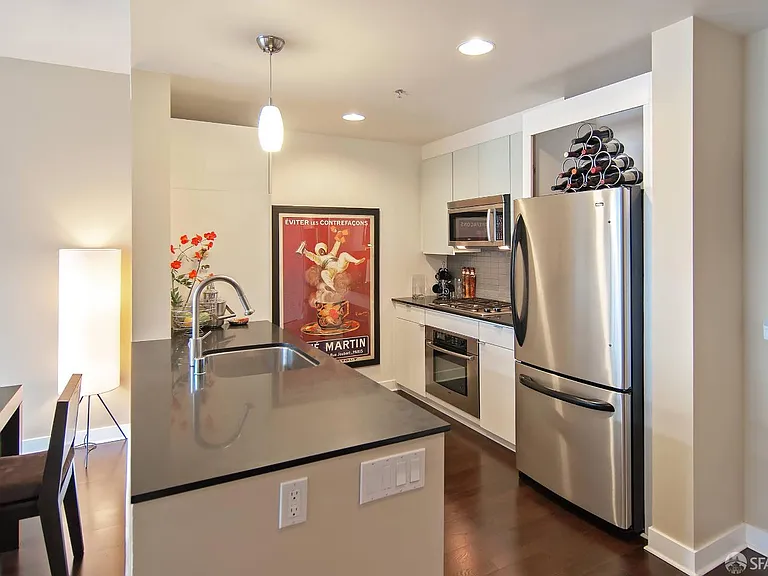 501 Beale St #9E — Photo 4