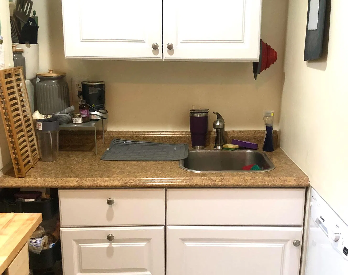 1 bed, 1000 sqft, $2,200 — Photo 3