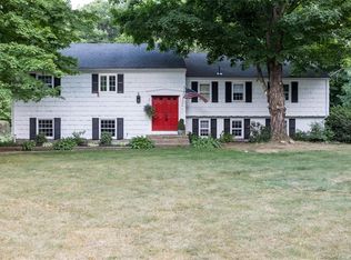 3 Chestnut Hill Rd, West Simsbury, CT 06092