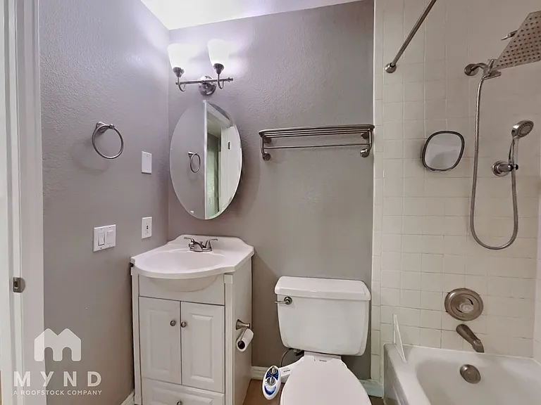 7885 Barbara Ann Dr #E — Photo 14