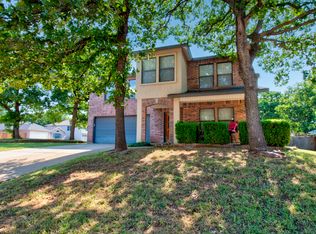 2000 Yellowstone Ln, Corinth, TX 76210