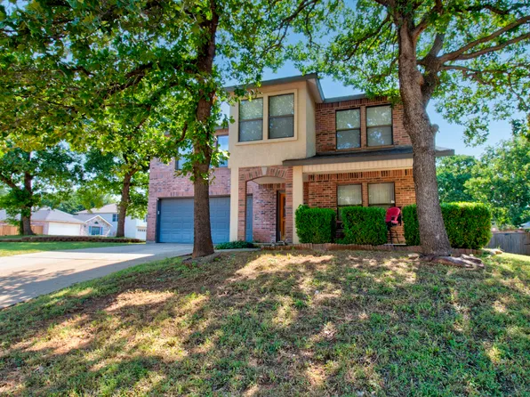 2000 Yellowstone Ln, Corinth, TX 76210