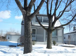 24810 Brittany Ave, Eastpointe, MI 48021