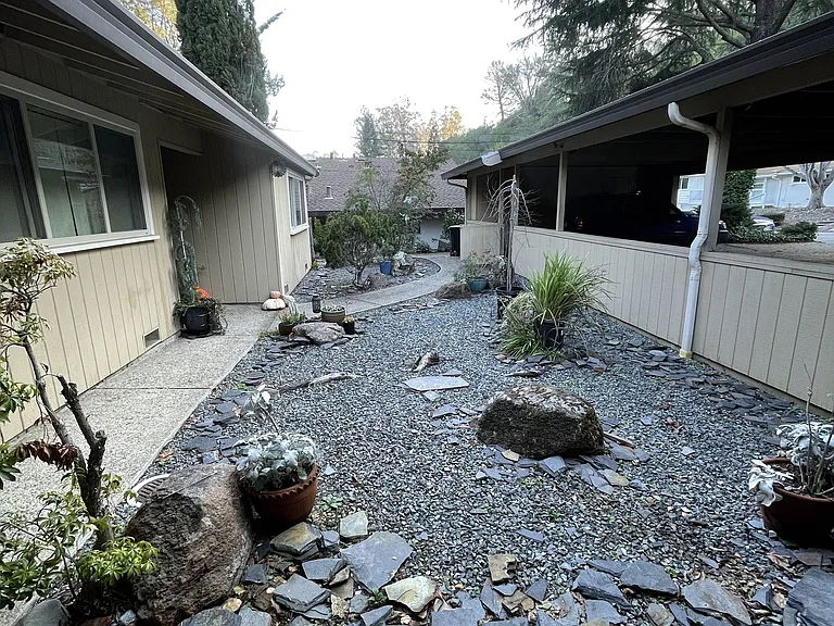 pleasant inner courtyard