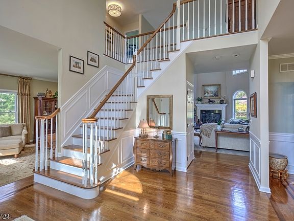 3rd image of 7 Rice Ln