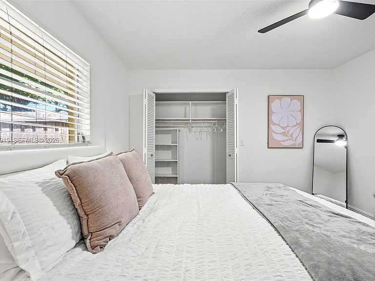 8101 W Lake Dr — Photo 12