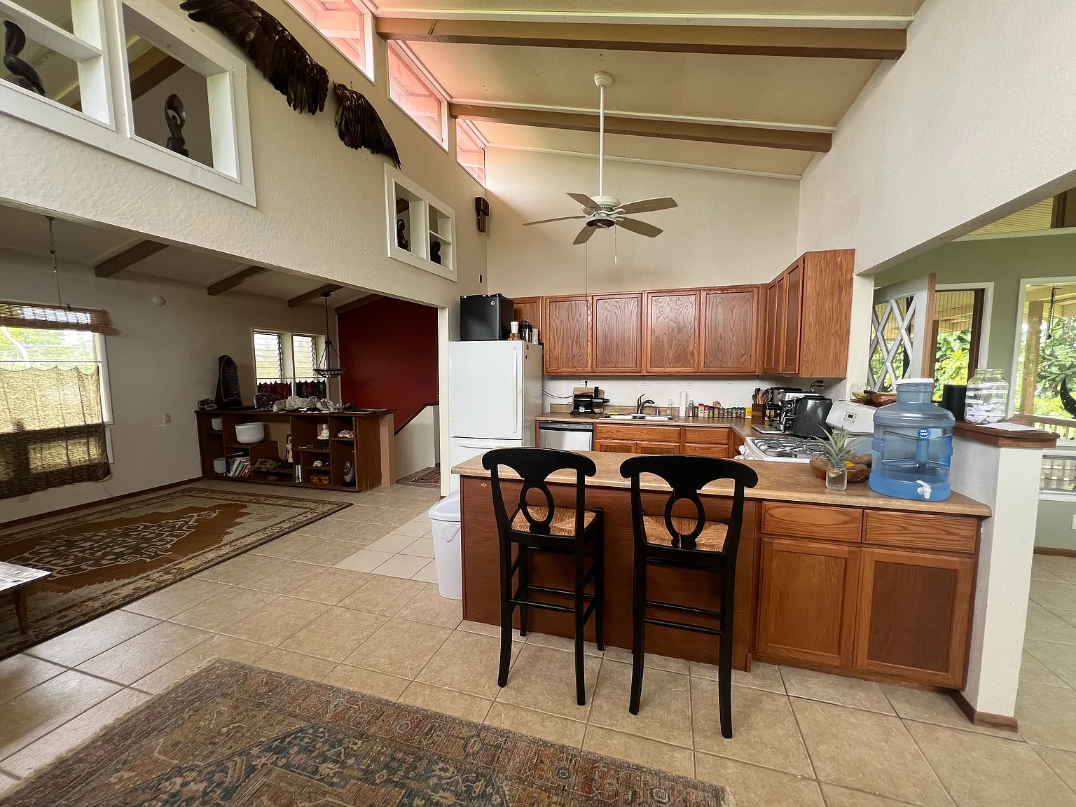 3 bed, 1608 sqft, $2,450 — Photo 4