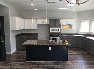 2813 E Decatur Ave, Fresno, CA 93720