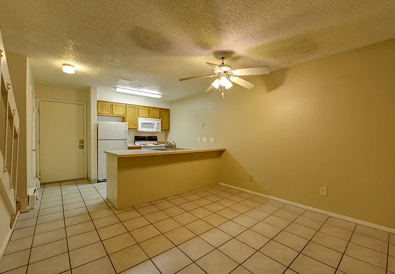 1065 University Ave. #220 — Photo 8