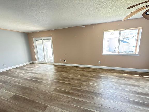 5th image of 101 Old Ferry Rd Unit 12C