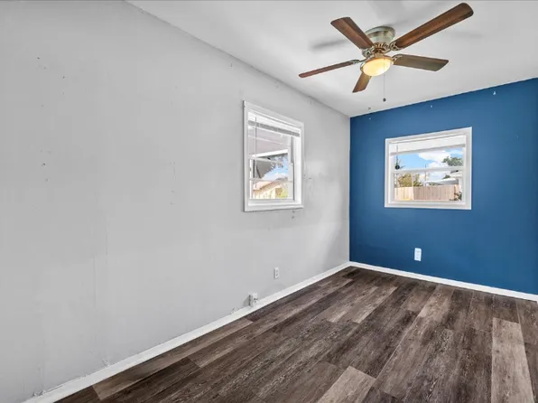 140 Poe Dr, Winter Haven, FL 33884