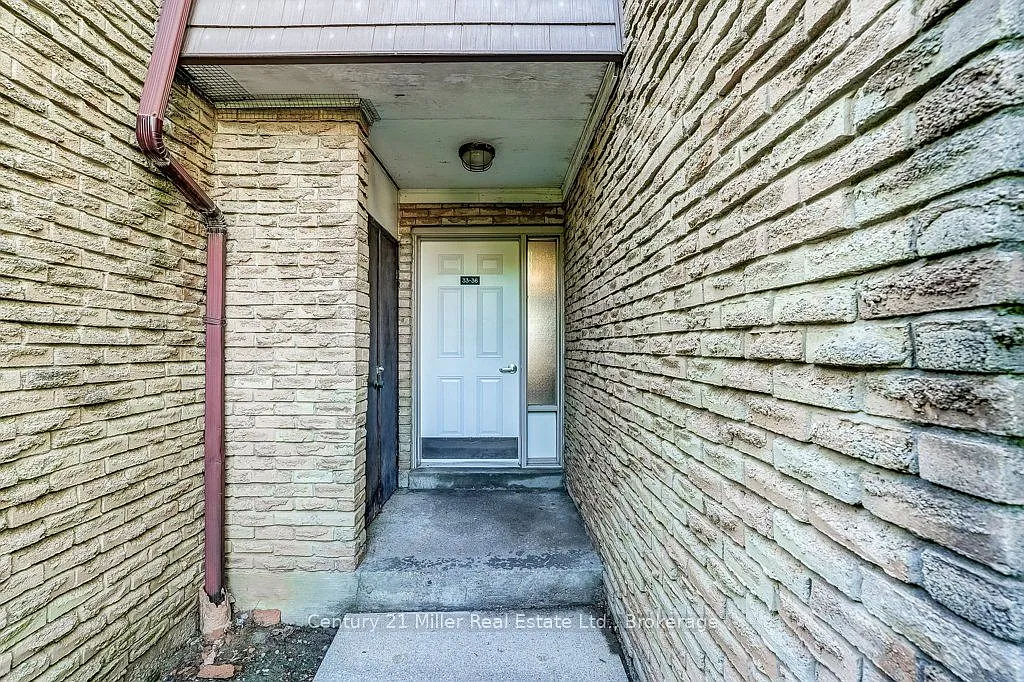 4 bed, $3,000 — Photo 3