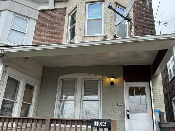 104 W Ridge Rd, Linwood, PA 19061