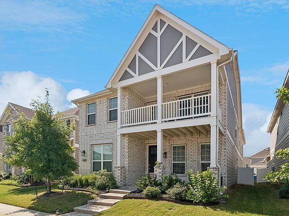 3rd image of 10032 Travis Dr