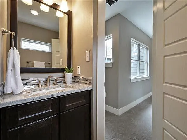 Upstairs guest bathroom