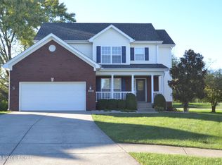 718 Falcon Ridge Ln, La Grange, KY 40031