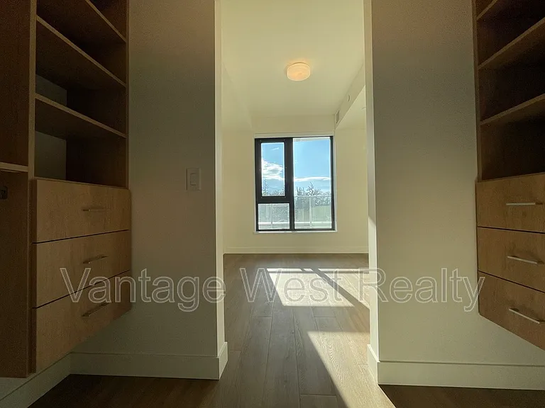 3699 Capozzi Rd #306 — Photo 10