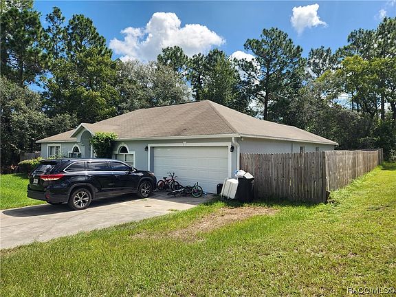 3rd image of 8301 N Tiny Lily Dr