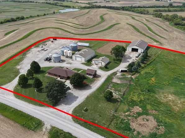 4087 280th St, Shenandoah, IA 51601