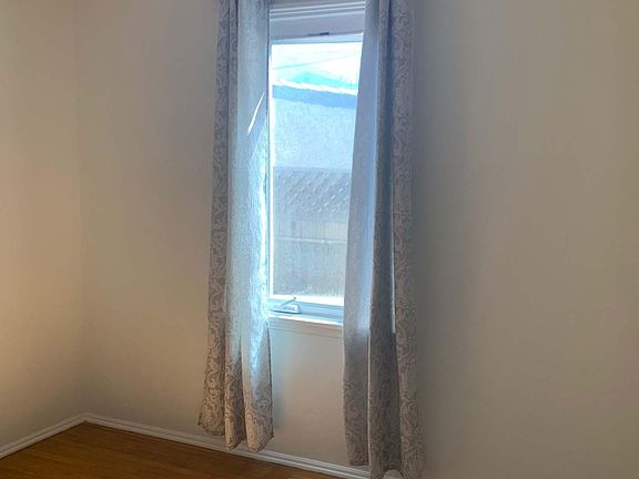 4th image of 270 Corona Ave #2