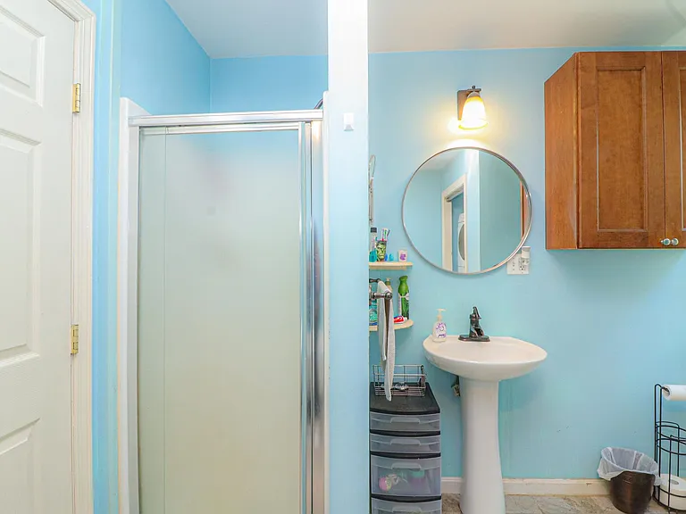 15 Newport St #3 — Photo 4