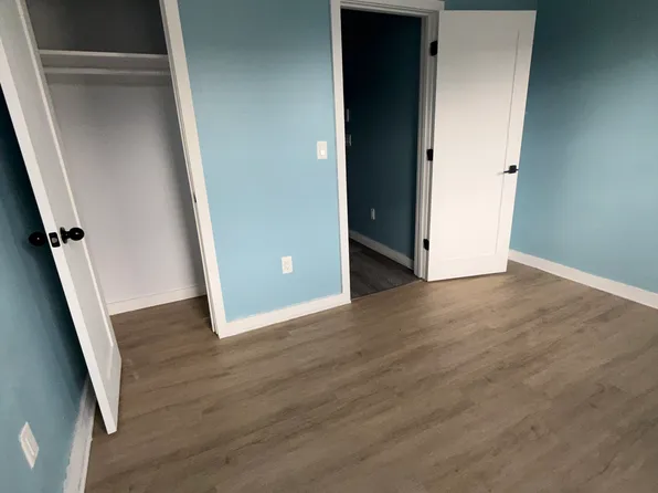 86 Sherman Avenue image 10 of 11