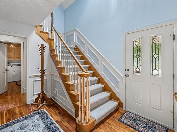 2nd image of 1025 SE Bridgehampton Way