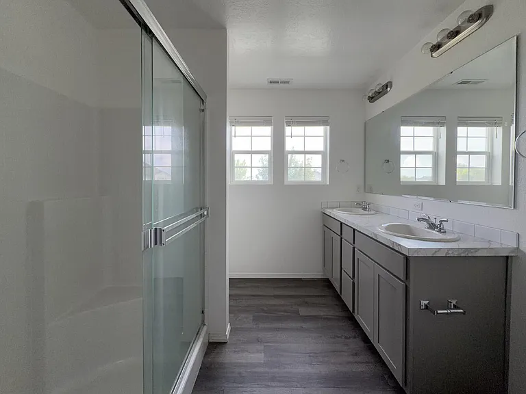 10639 Swift Springs St — Photo 11
