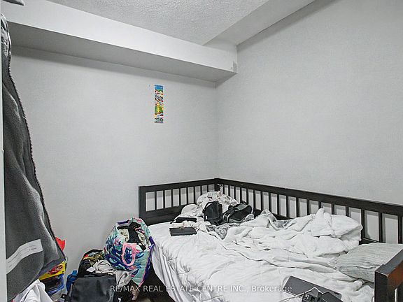 5th image of 85 George Appleton Way #1013