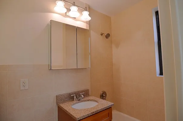 Rented by MNS | media 35