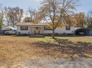 9 Rodeo Dr, McLoud, OK 74851