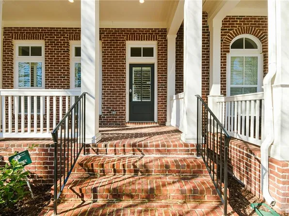 629 Brennan Dr, Decatur, GA 30033