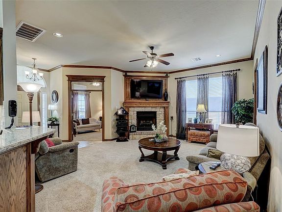 5th image of 17212 Hardwood Pl