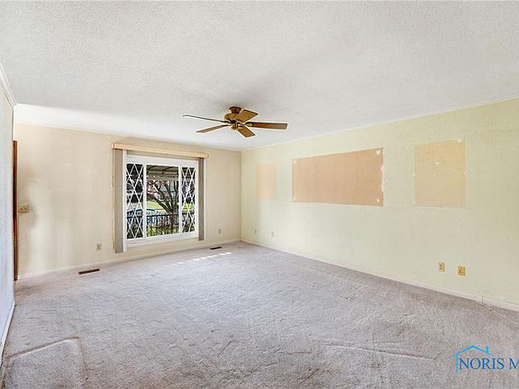 4th image of 2529 Shallowford Dr