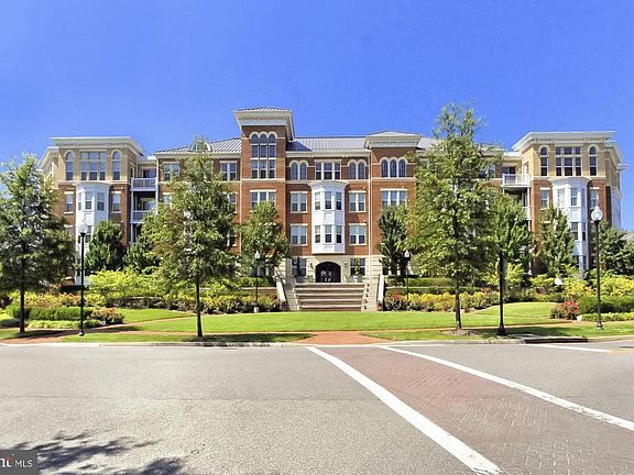 2nd image of 400 Cameron Station Blvd APT 122