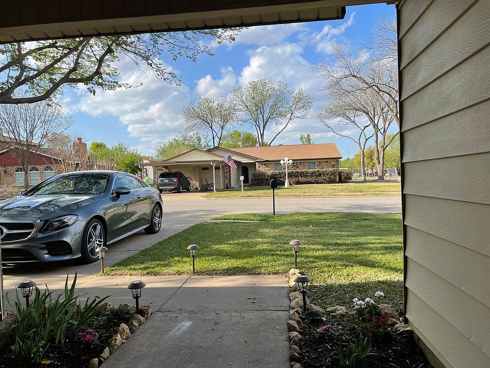 1st image of 501 Mustang Dr