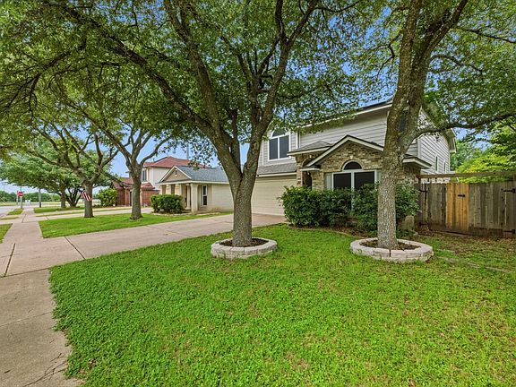 2nd image of 15308 Cadoz Dr