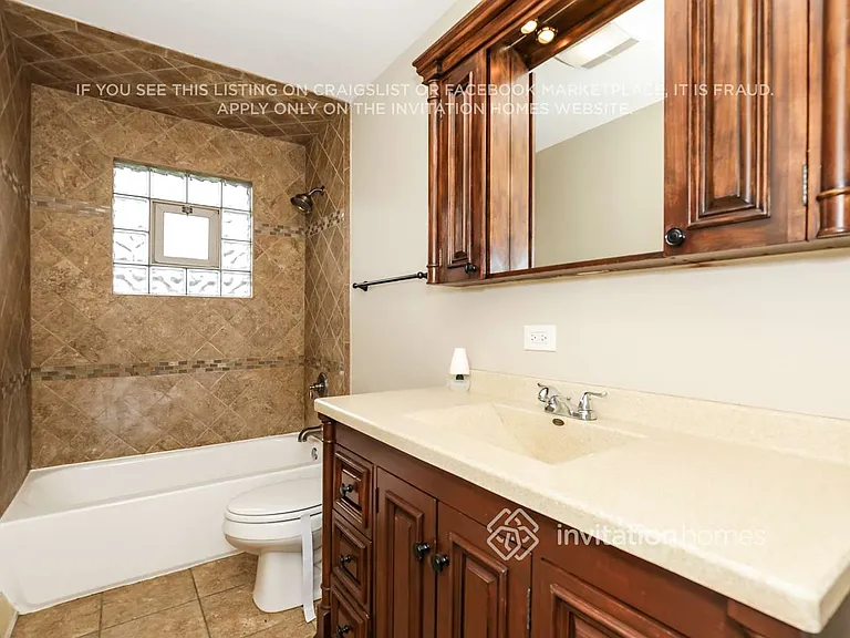 16416 84th Ave — Photo 16