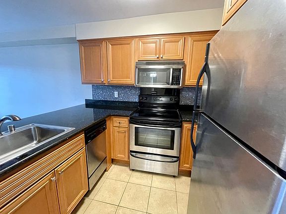 4th image of 4077 3rd Ave APT 206