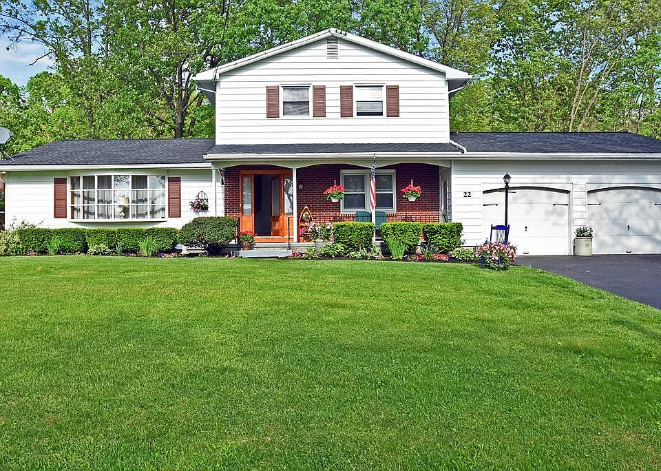 1st image of 22 Sandys Ln